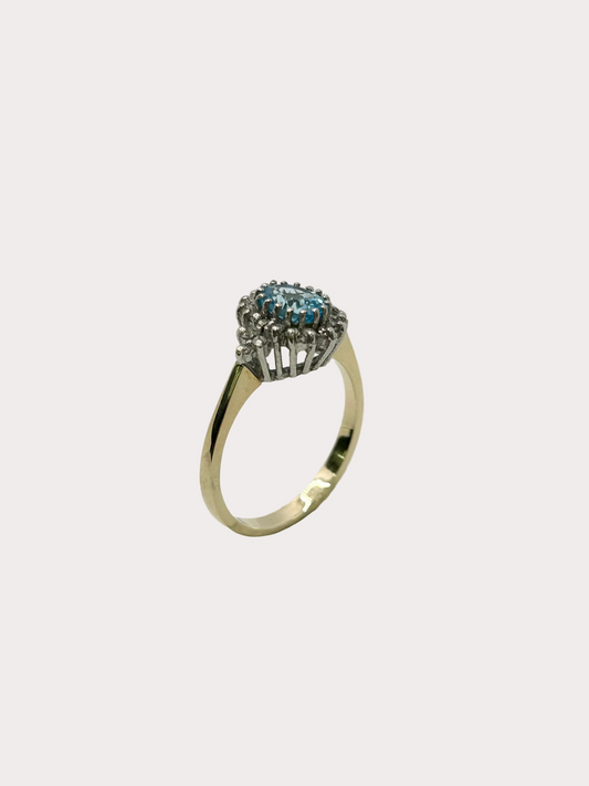 9ct Aquamarine And Diamond Ring