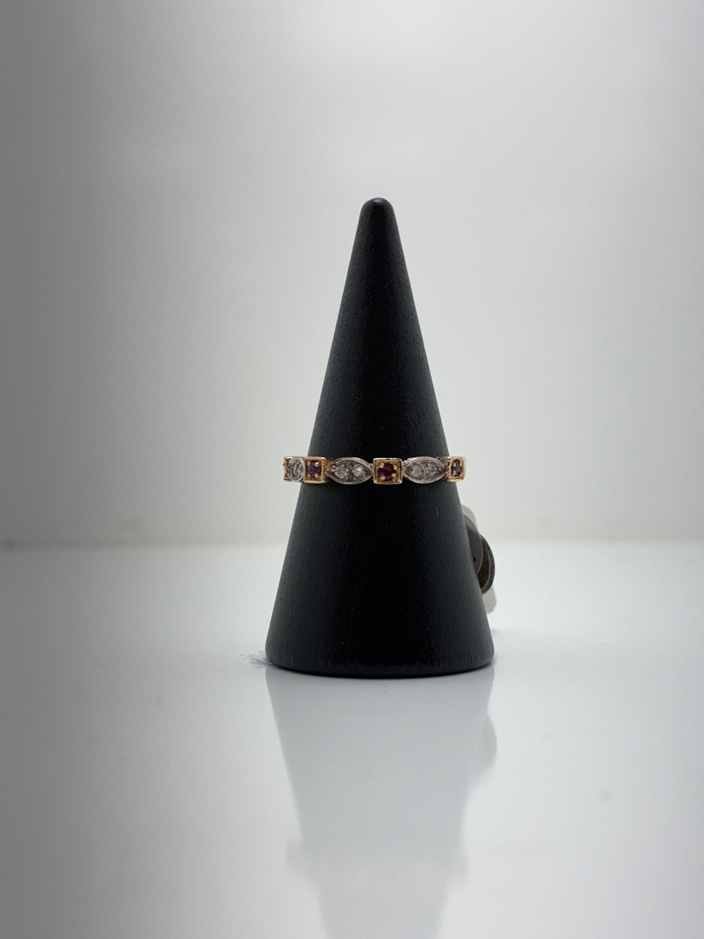 9ct Yellow Gold R43 Ruby & Diamond Ring