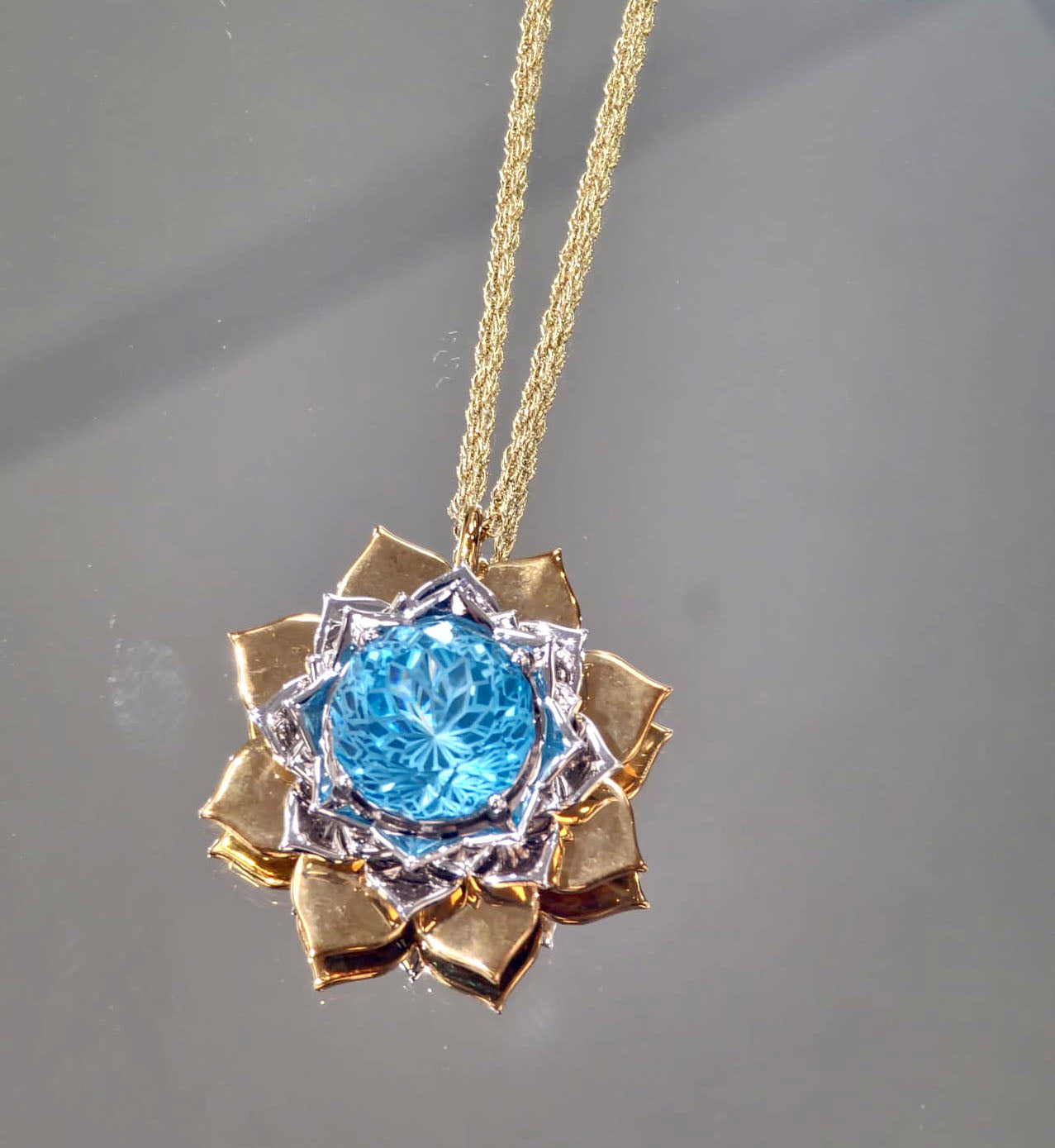 Swiss Topaz 9ct Yellow Gold Pendant