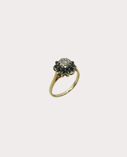 Pre-Loved 18ct Yellow Gold Sapphire and Diamond Ring