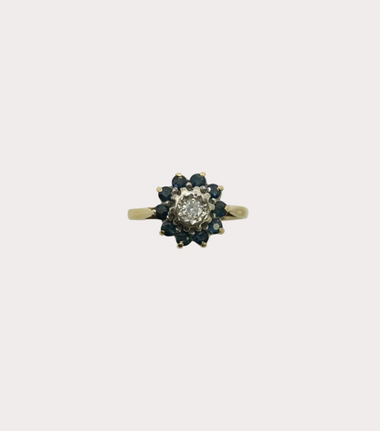 Pre-Loved 18ct Yellow Gold Sapphire and Diamond Ring
