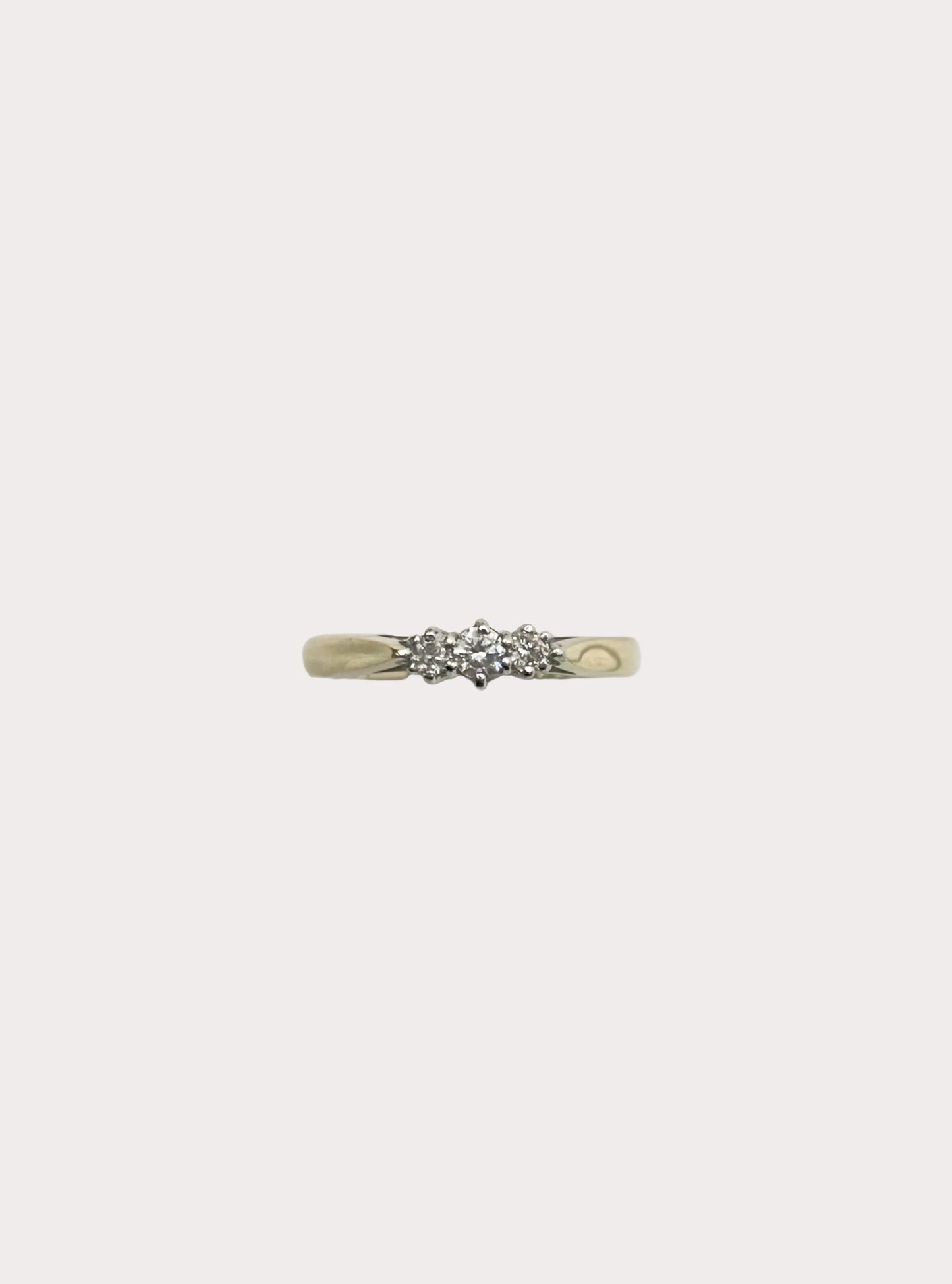 9ct Diamond Ring