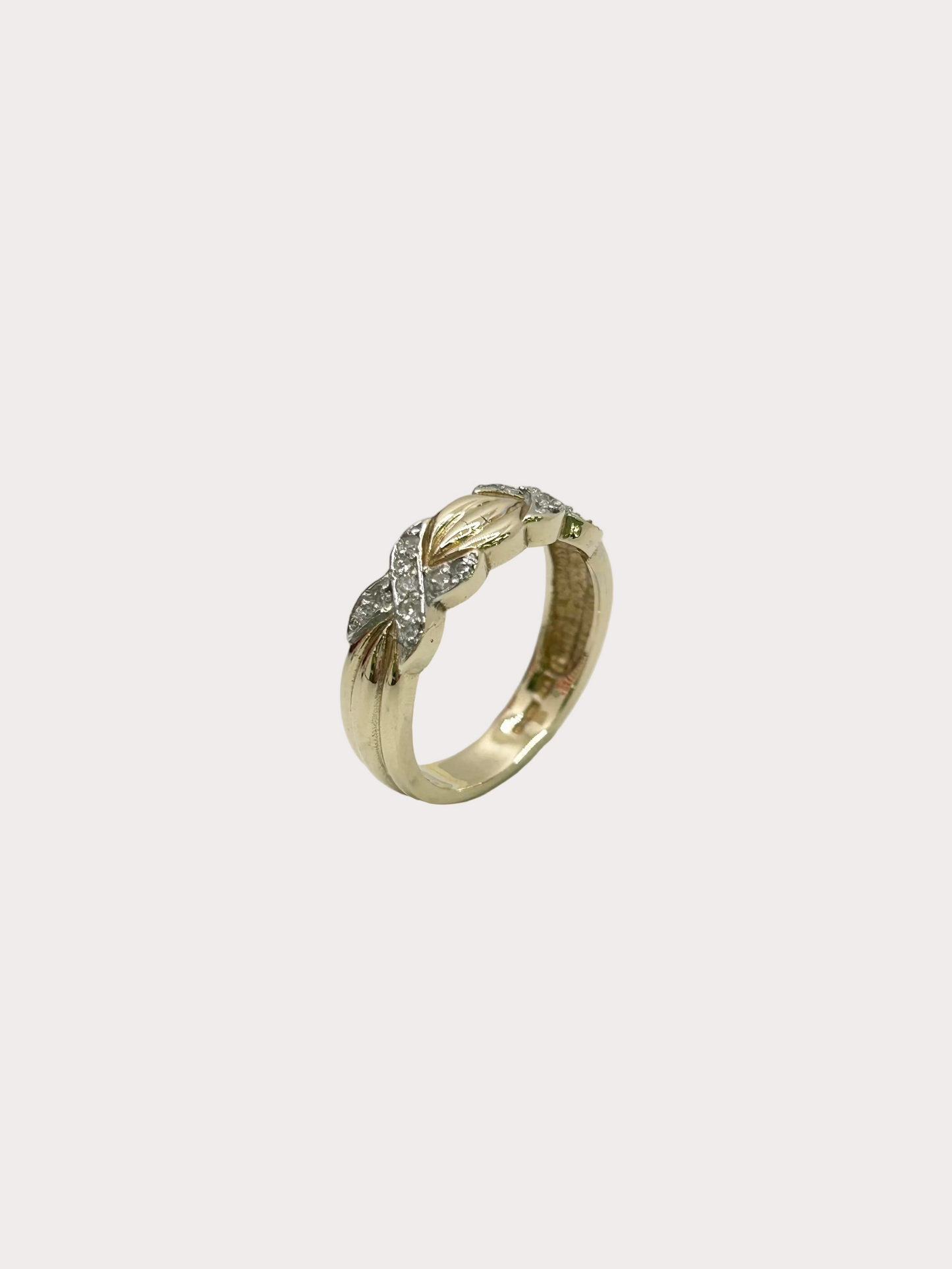 9ct Diamond Ring