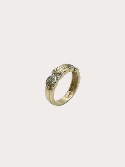 9ct Diamond Ring