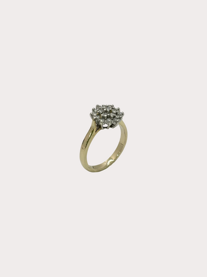 9ct Diamond Ring 34