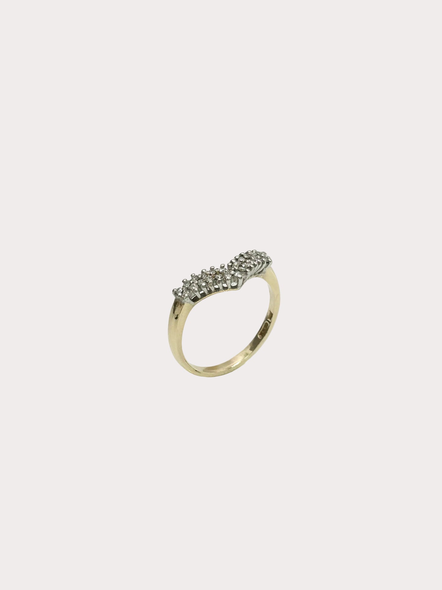 9ct Diamond Ring 22