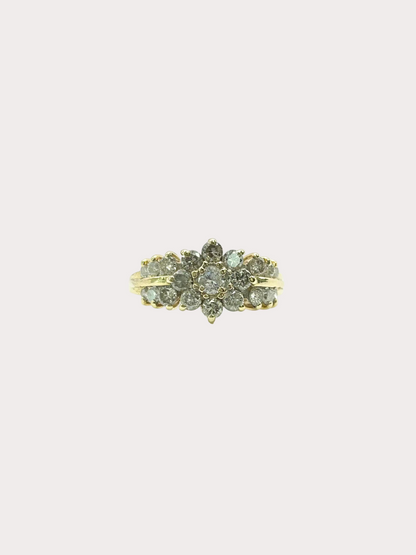 Pre-Owned 18ct Yellow Gold Diamond Cluster Ring