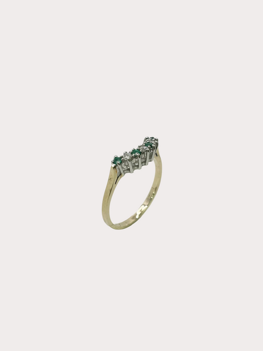 9ct Diamond Ring 48