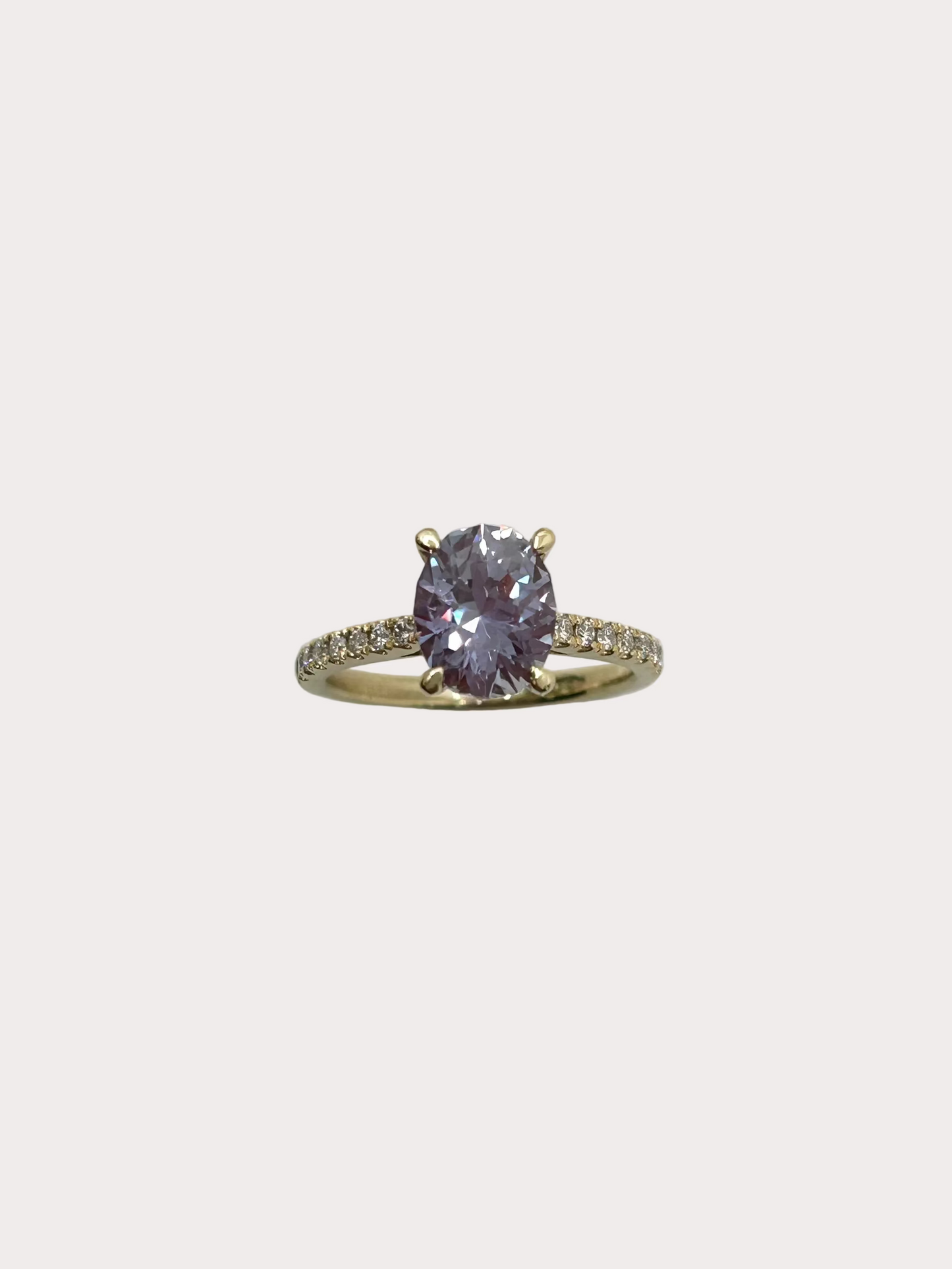 18ct Yellow Gold Lab Diamond and Lab Alexandrite Ring