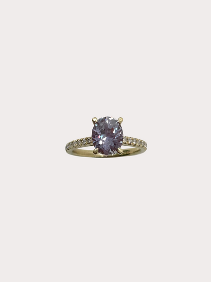 18ct Yellow Gold Lab Diamond and Lab Alexandrite Ring