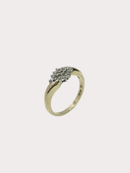 9ct Diamond Ring