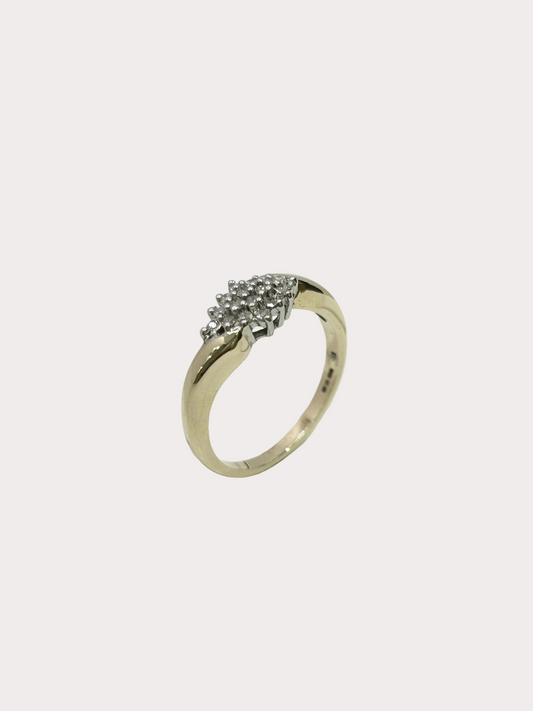 9ct Diamond Ring