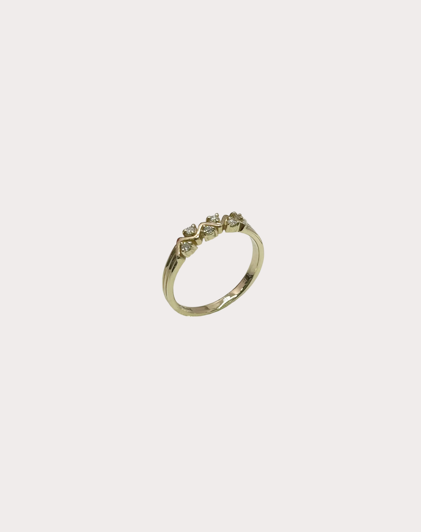 9ct Diamond Ring